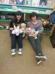 STUFFED ANIMALS!! \(^o^)/