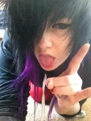 i dunt know >.<