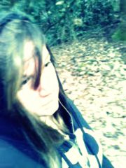 Me w/ ipod and Jack Skellington hoodie! C: