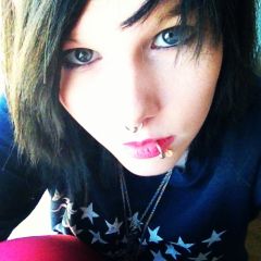 I look like a boy -.-'