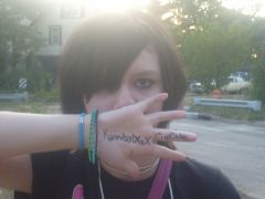 kannibalXxXCupCake on my hand c: