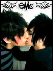 Emo love 1