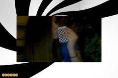 :* i <3 my phone lol